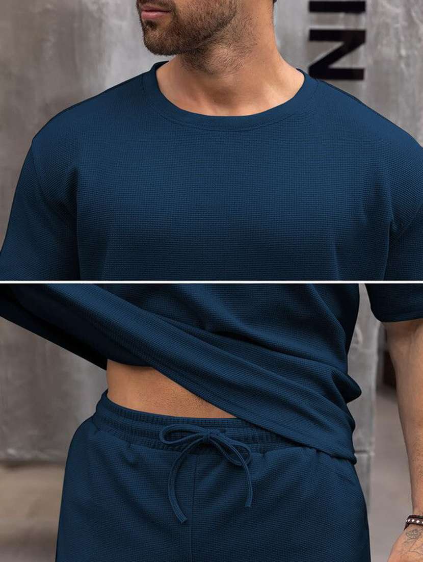 men textured short sleeves t-shirt and shorts co-ord set - 22570909 -  Standard Image - 3