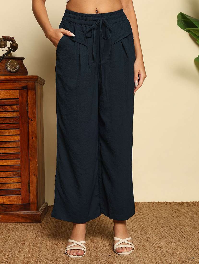 women textured mid rise wide leg trouser