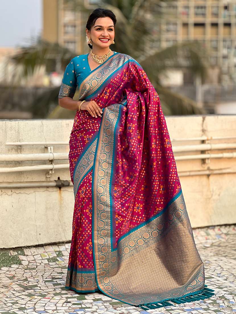 women self design patola saree with blouse