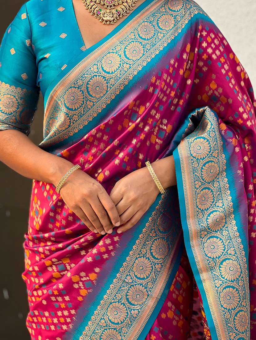 women self design patola saree with blouse - 22571095 -  Standard Image - 3