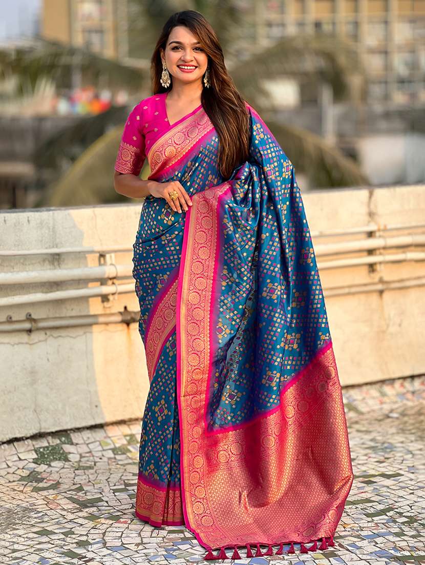 women self design patola saree with blouse