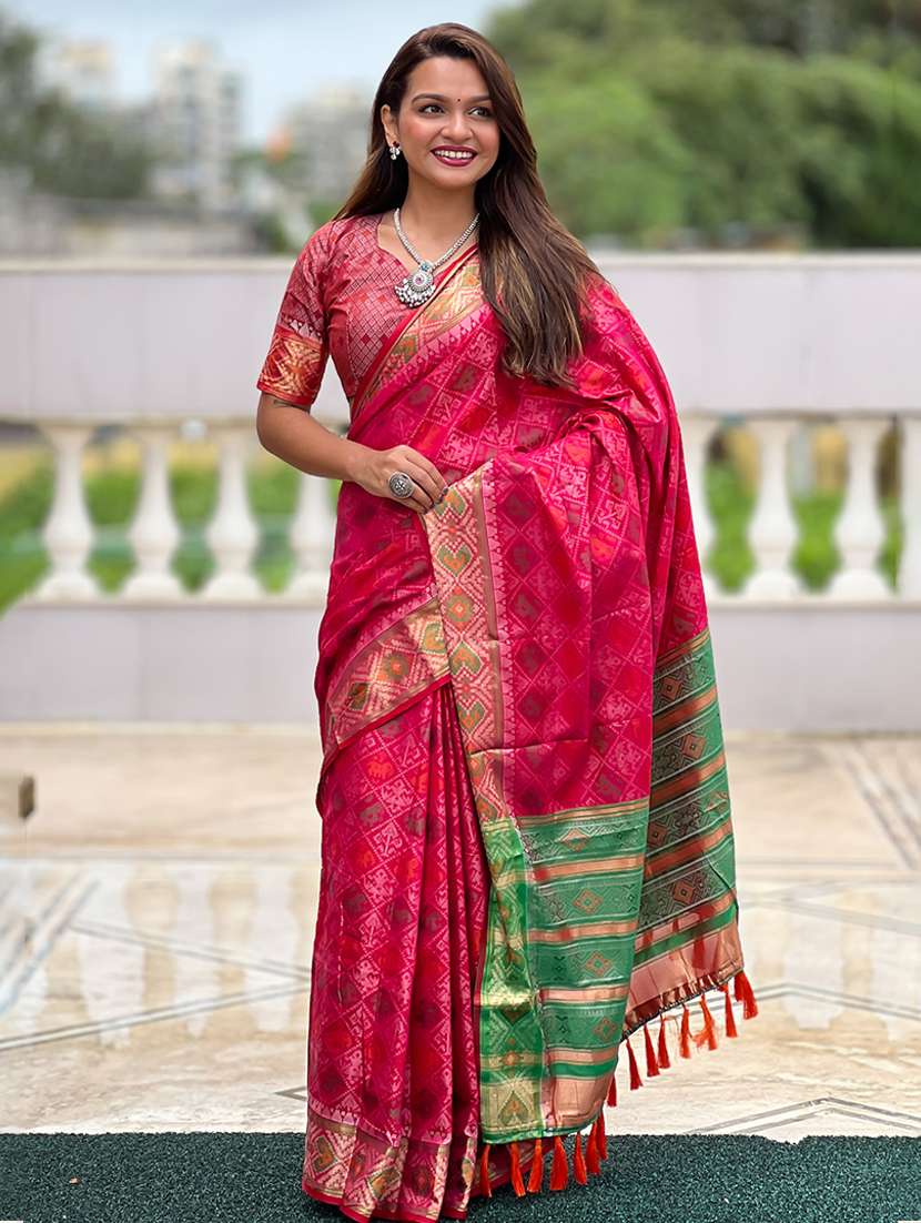 women self design patola saree with blouse