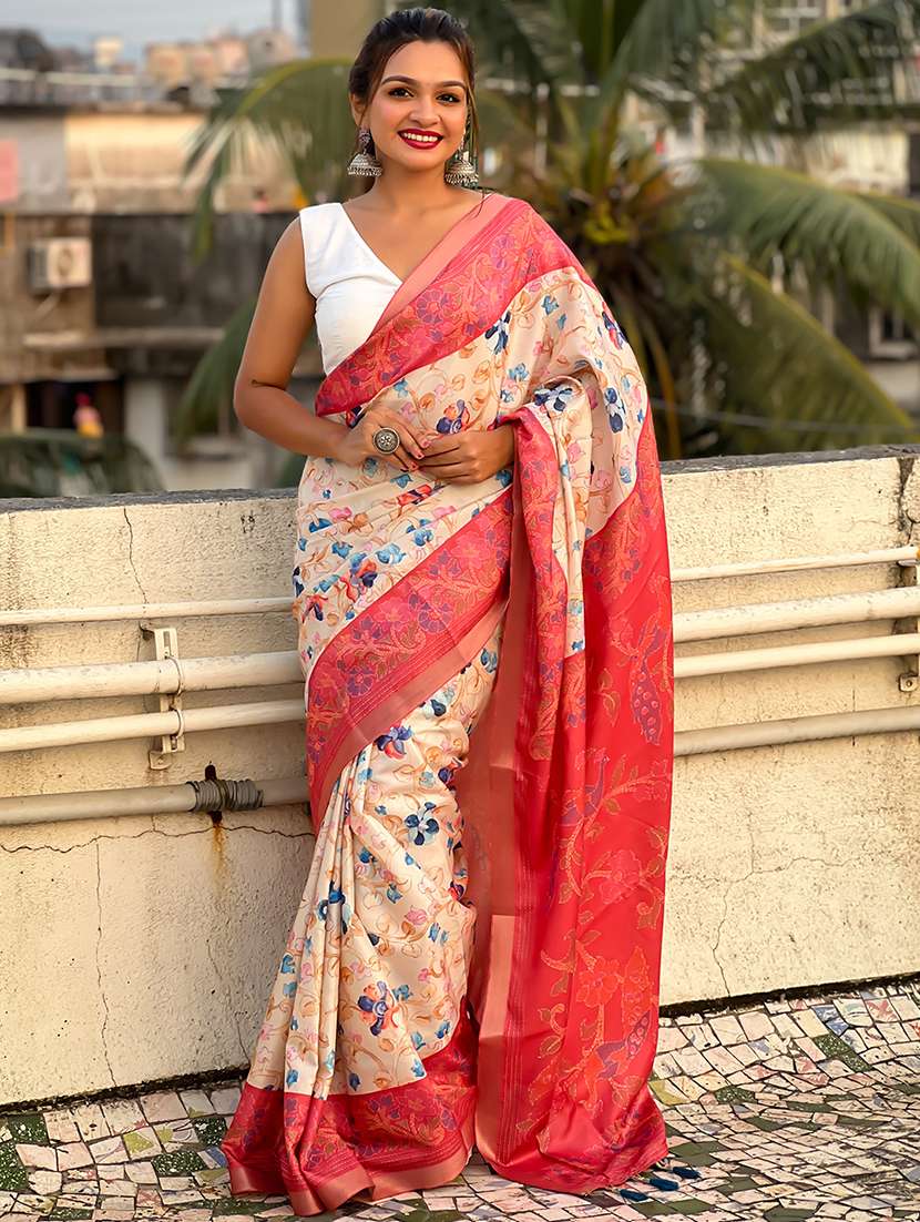 women printed casual wear saree with blouse