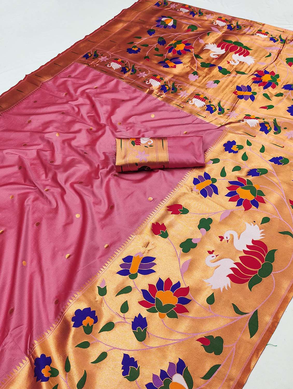 women self design paithani saree with blouse - 22571271 -  Standard Image - 5