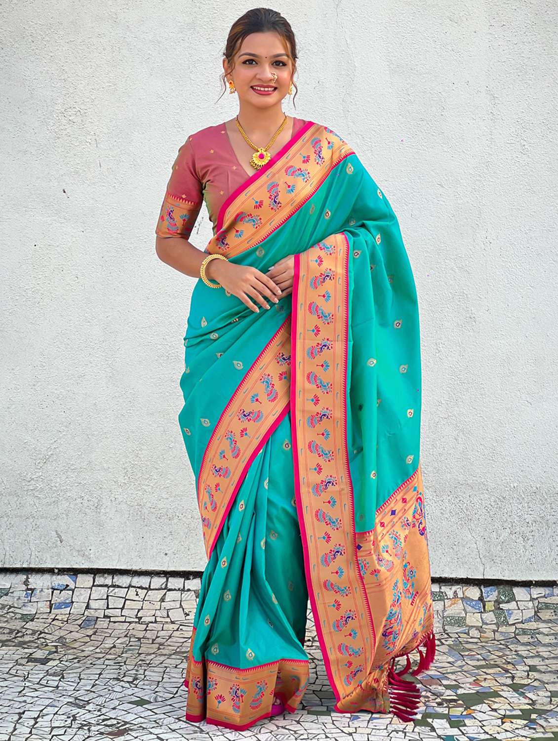 women self design paithani saree with blouse