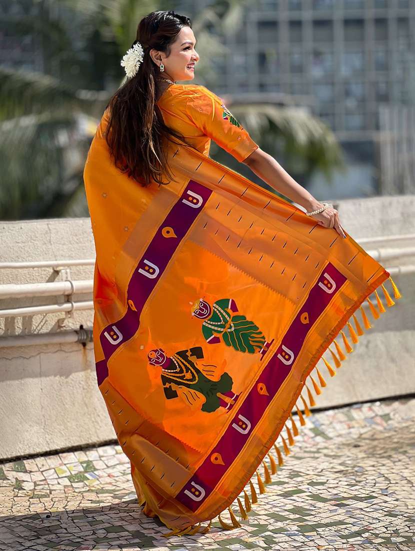 women self design paithani saree with blouse - 22571315 -  Standard Image - 3