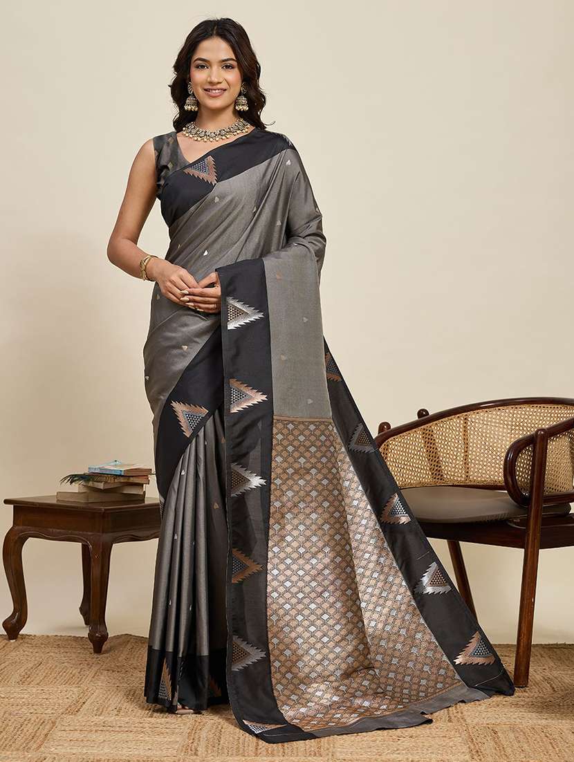 women self design banarasi saree with blouse