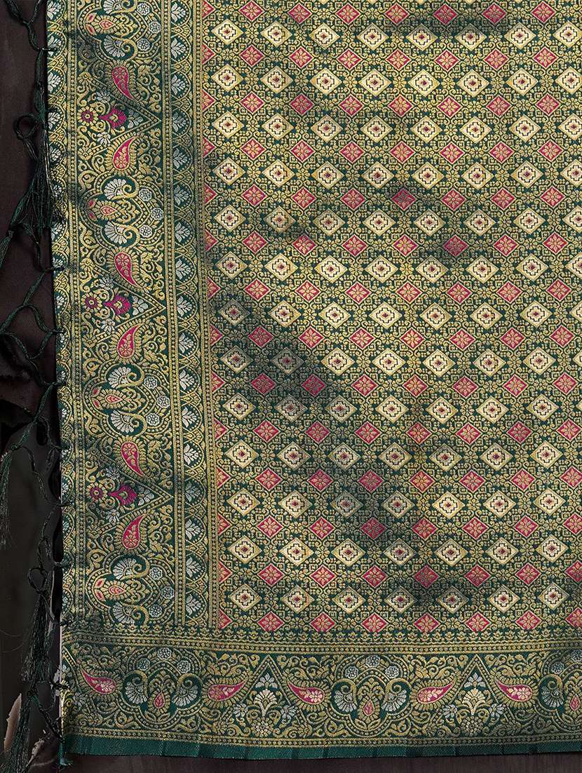 women self design kanjivaram saree with blouse - 22571563 -  Standard Image - 5
