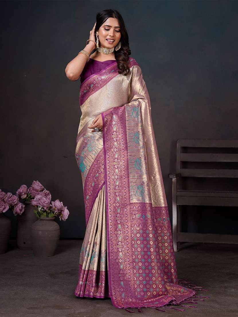 women self design kanjivaram saree with blouse