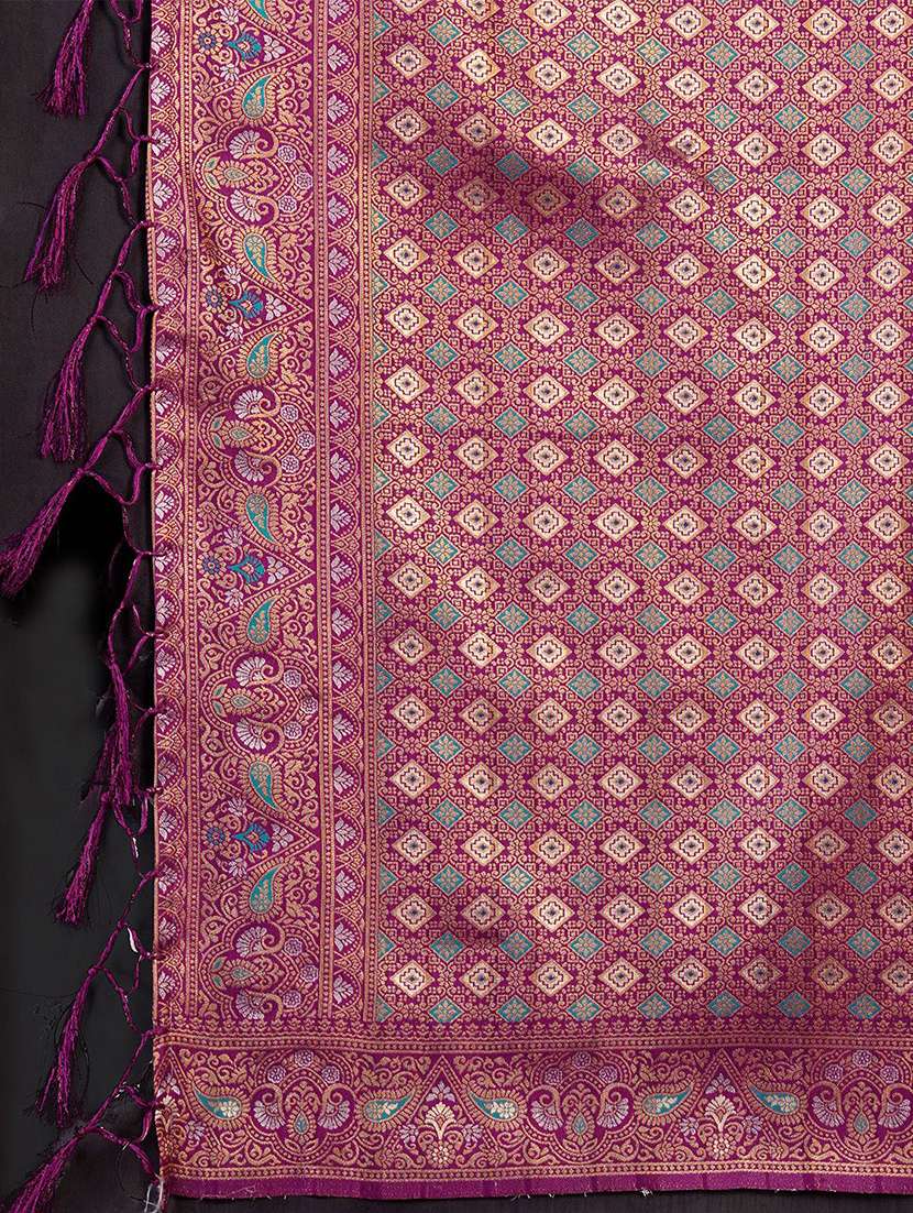 women self design kanjivaram saree with blouse - 22571566 -  Standard Image - 5