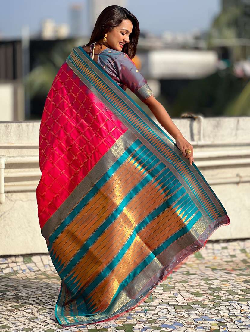 women checkered bordered saree with blouse - 22571704 -  Standard Image - 3