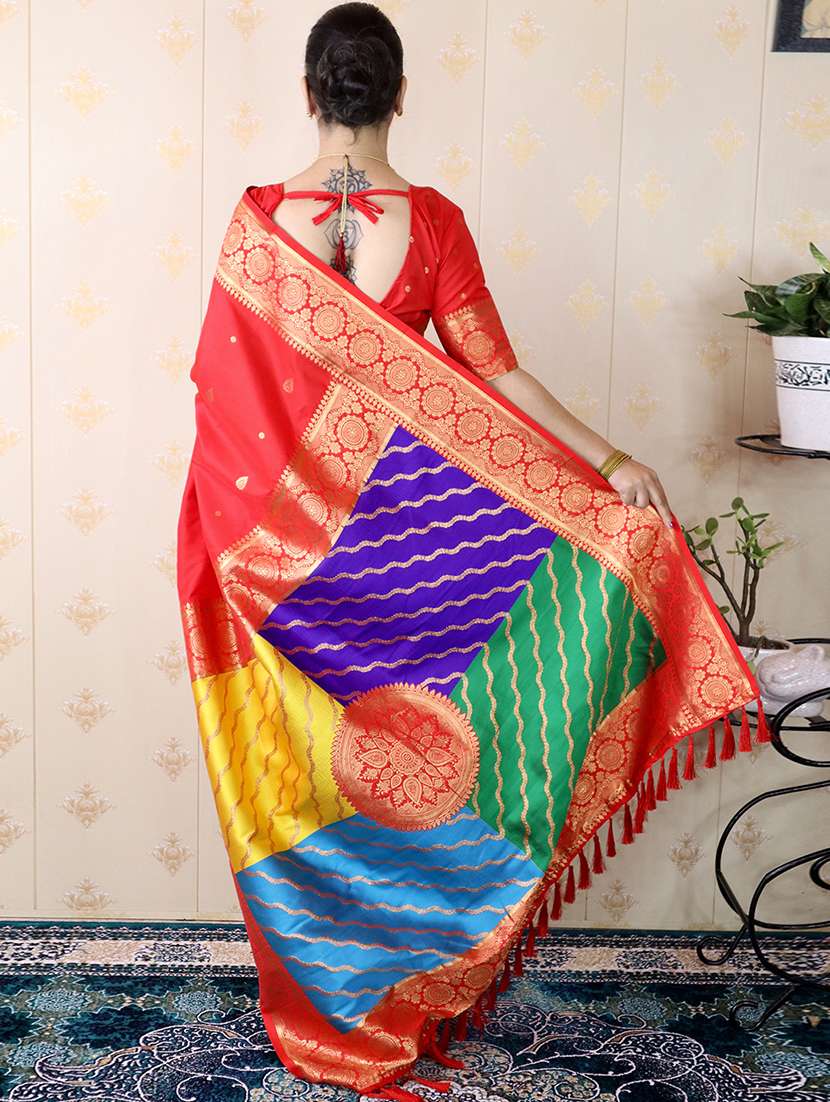 women self design banarasi saree with blouse - 22571747 -  Standard Image - 3