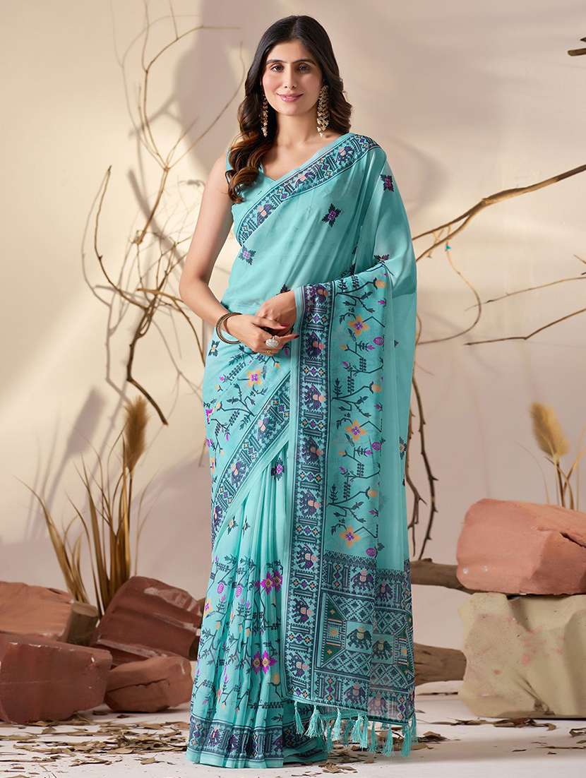 women printed casual wear saree with blouse