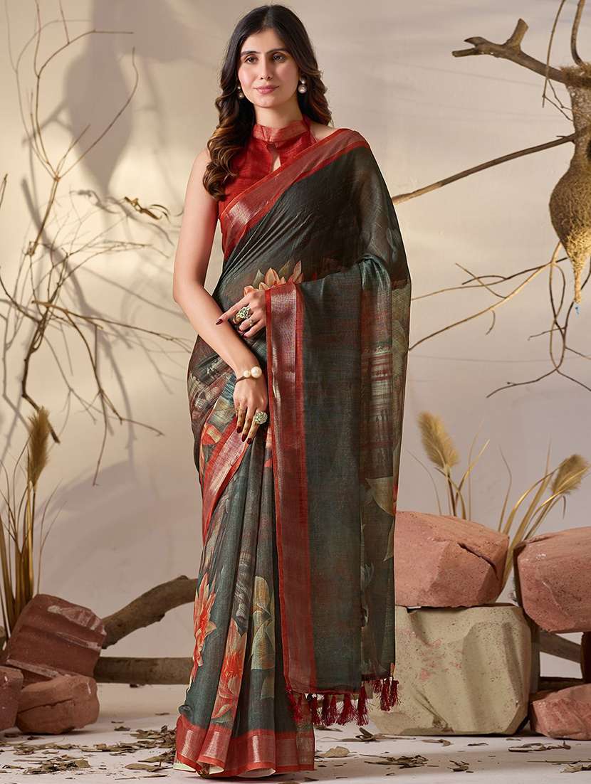 women printed casual wear saree with blouse