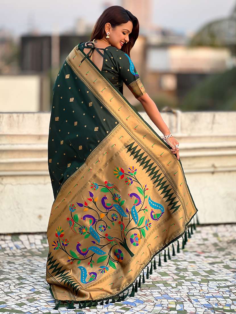women self design paithani saree with blouse - 22571923 -  Standard Image - 3