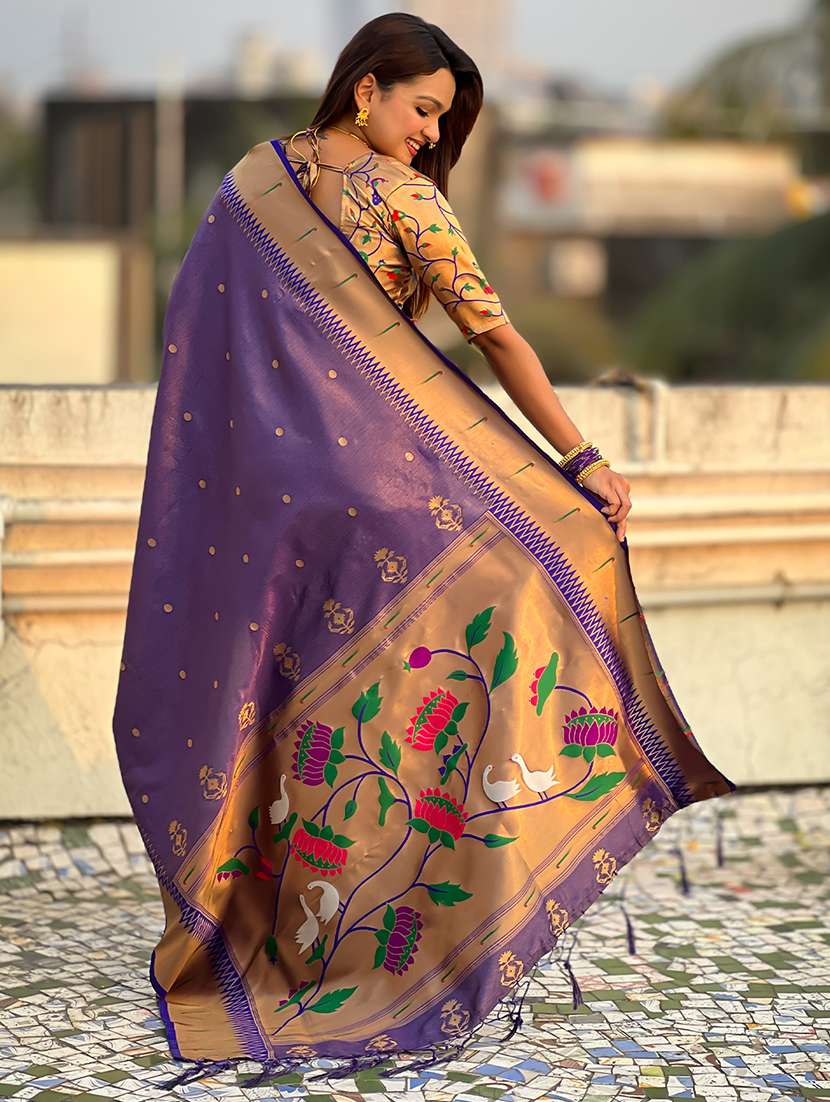 women self design paithani saree with blouse - 22571937 -  Standard Image - 3
