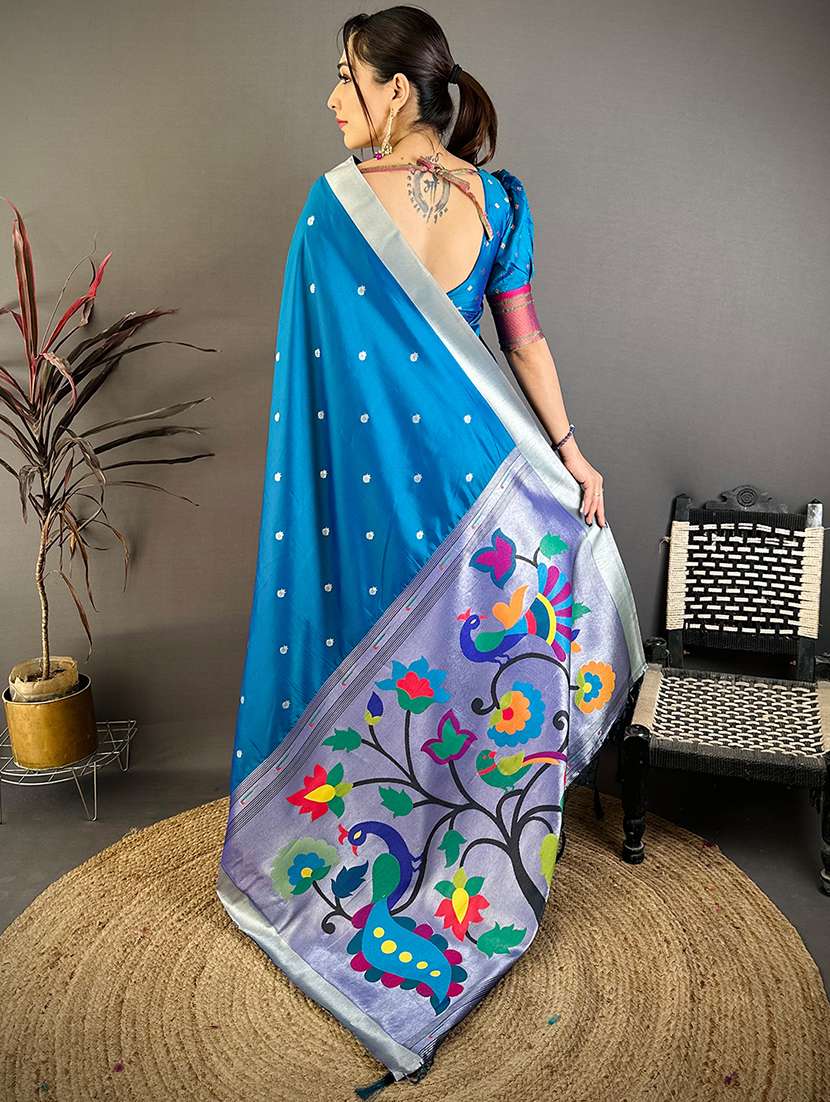 women self design paithani saree with blouse - 22572012 -  Standard Image - 3
