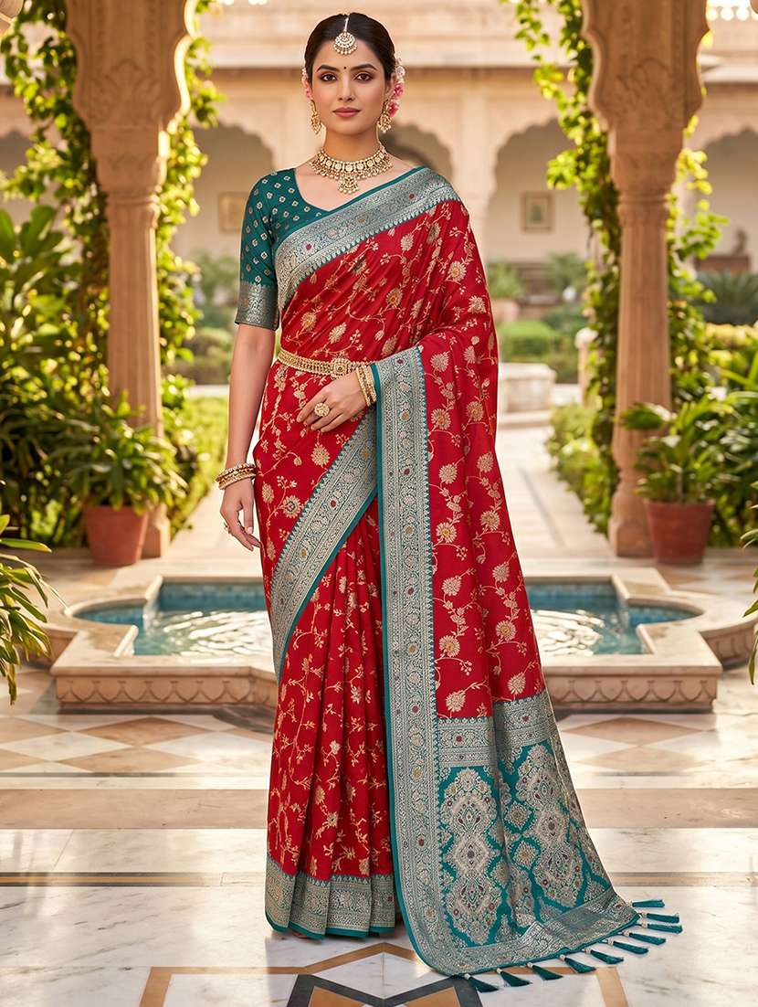 women self design banarasi saree with blouse