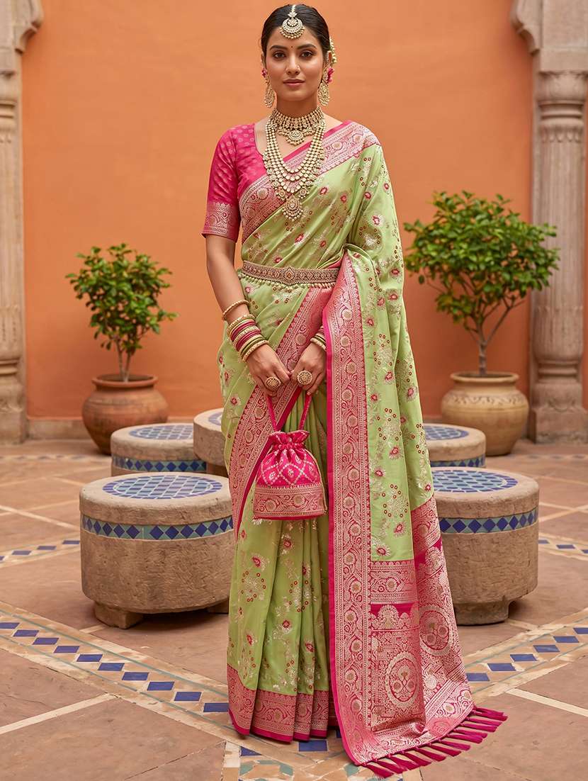 women self design banarasi saree with blouse