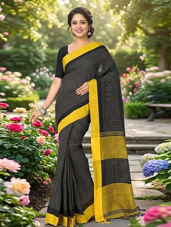 women checkered handloom saree with blouse