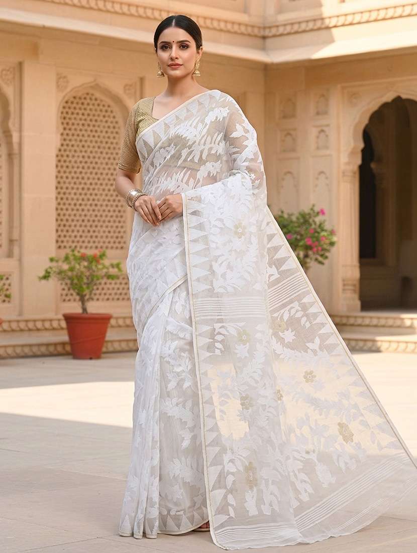 women self design jamdani saree with blouse