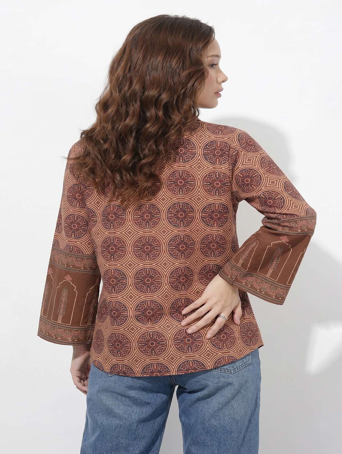 women printed long sleeves regular shirt - 22572134 -  Standard Image - 3