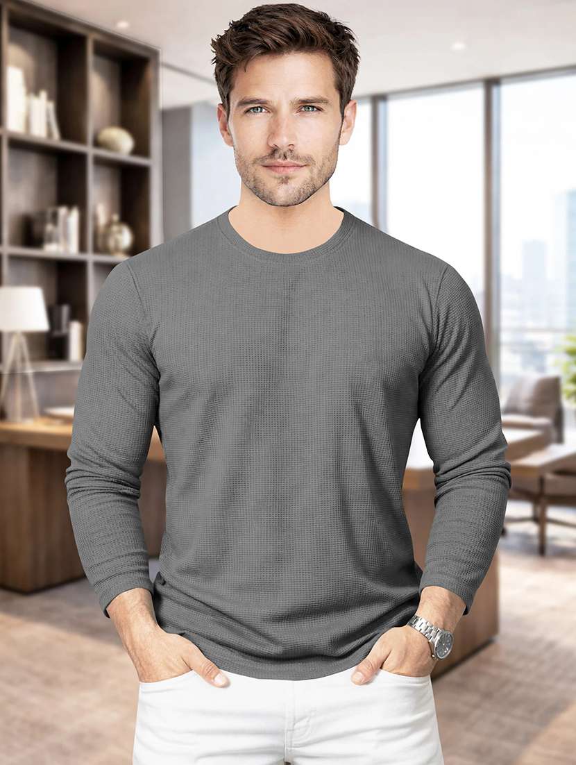 men textured long sleeves regular fit t-shirt