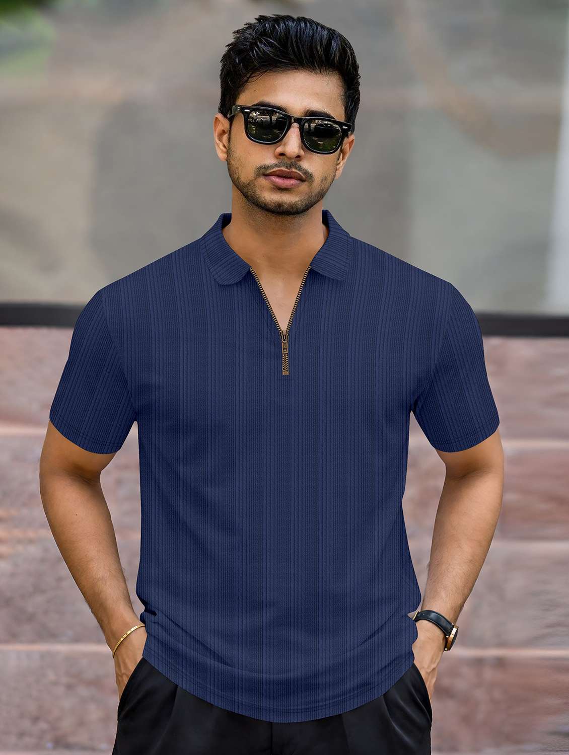 men textured short sleeves polo t-shirt