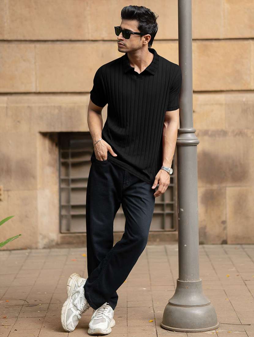 men textured short sleeves polo t-shirt - 22572159 -  Standard Image - 5