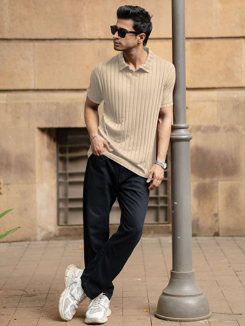 men textured short sleeves polo t-shirt - 22572165 -  Standard Image - 5