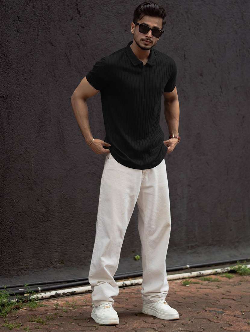 men textured short sleeves polo t-shirt - 22572169 -  Standard Image - 3