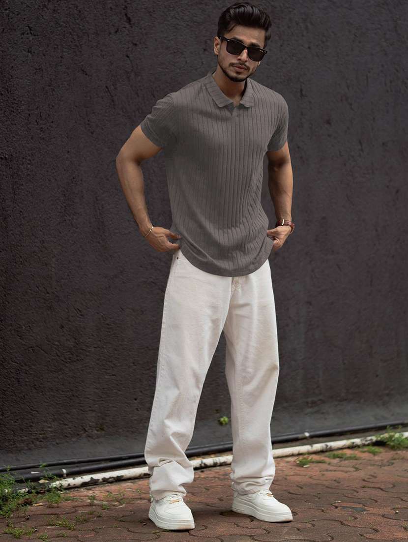 men textured short sleeves polo t-shirt - 22572172 -  Standard Image - 3