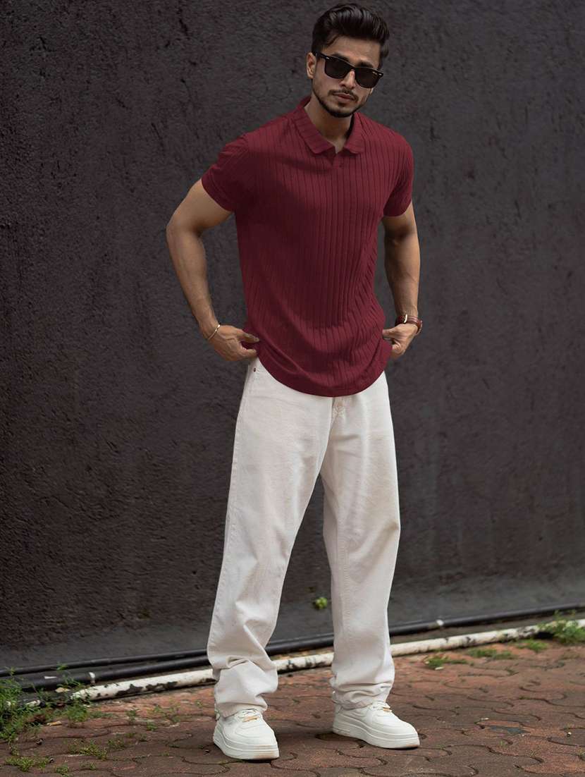 men textured short sleeves polo t-shirt - 22572173 -  Standard Image - 3