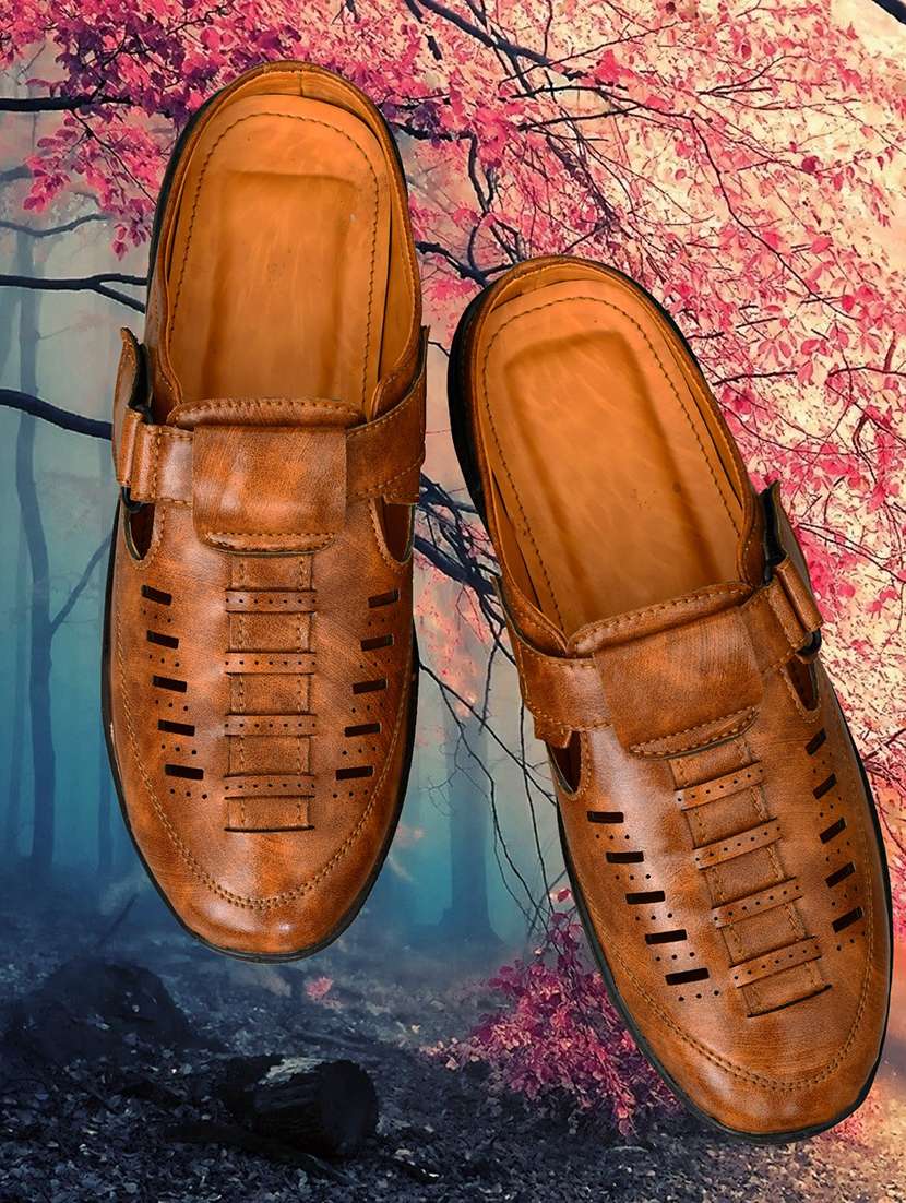 men textured slip on sandal