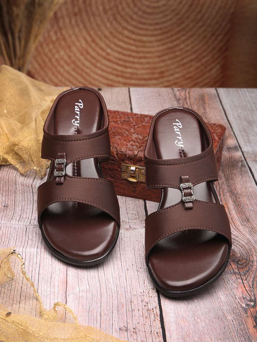 women solid slip on sandal