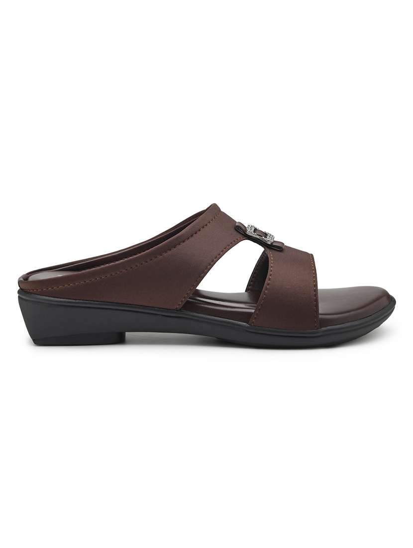 women solid slip on sandal - 22572221 -  Standard Image - 3