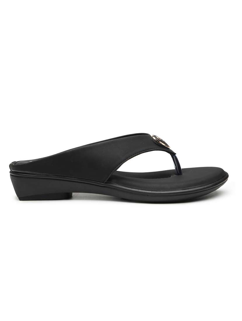 women solid toe separator sandal - 22572227 -  Standard Image - 3
