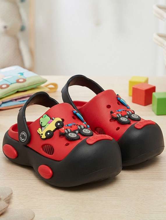 kids colourblocked back strap clogs