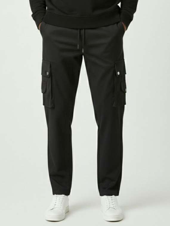 men solid mid rise cargo pant