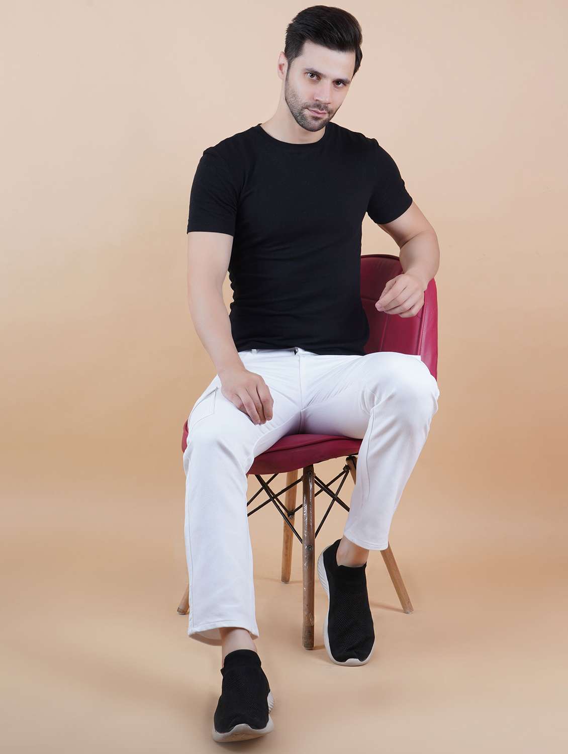 men solid mid rise cargo jeans - 22573080 -  Standard Image - 3