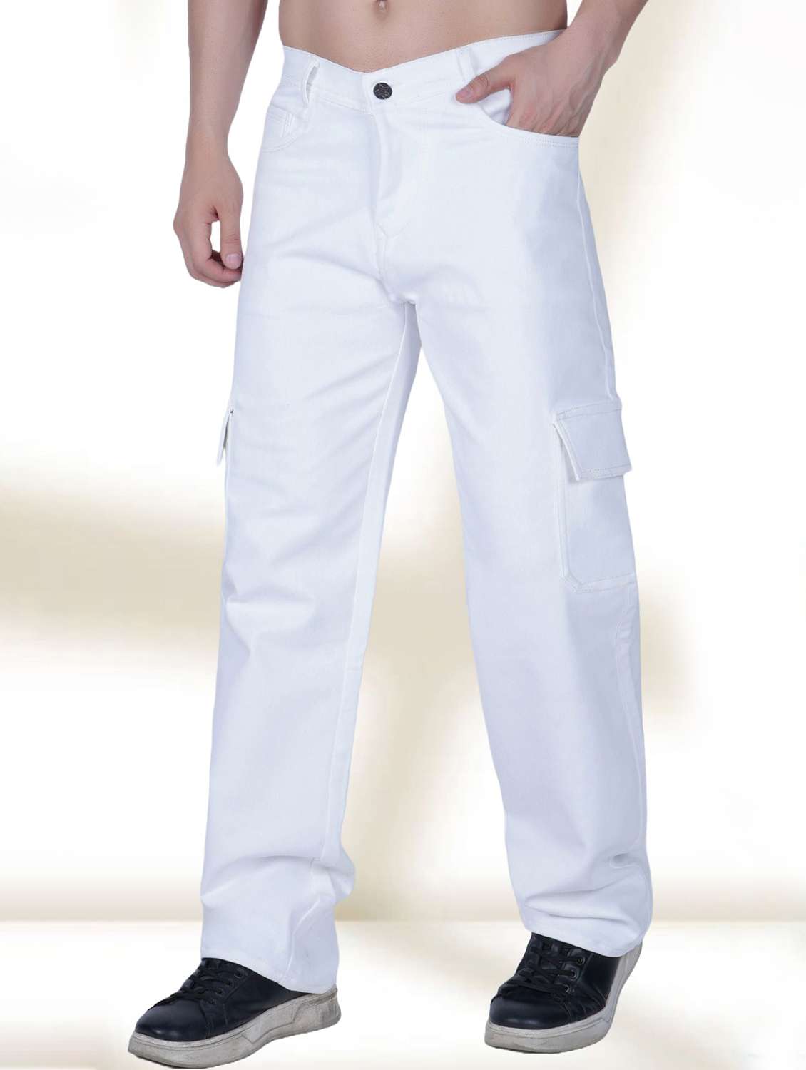 men solid mid rise cargo jeans