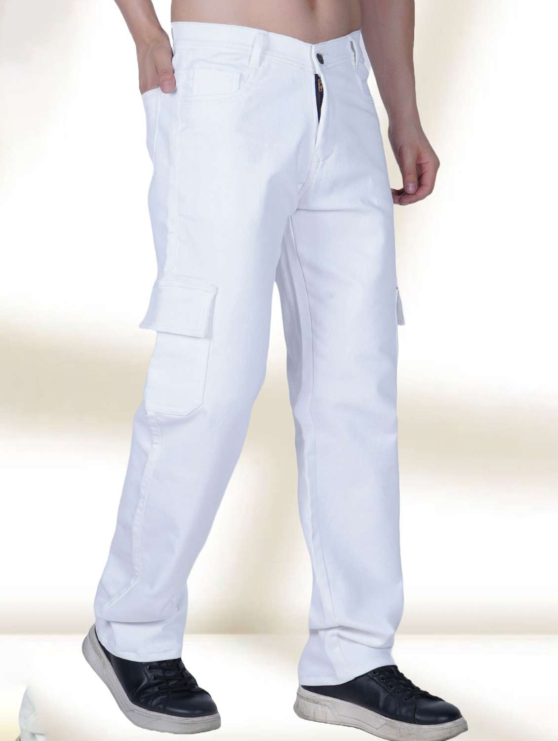 men solid mid rise cargo jeans