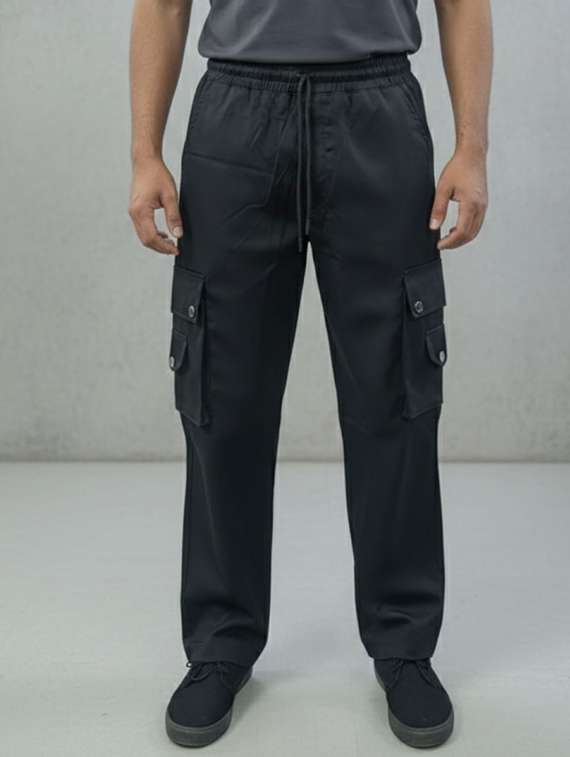 men solid mid rise cargo pant