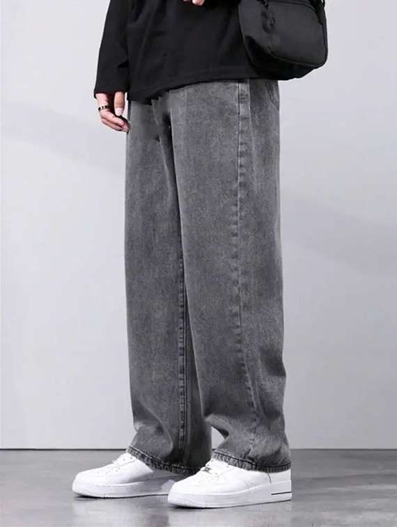 men washed mid rise relaxed fit jeans