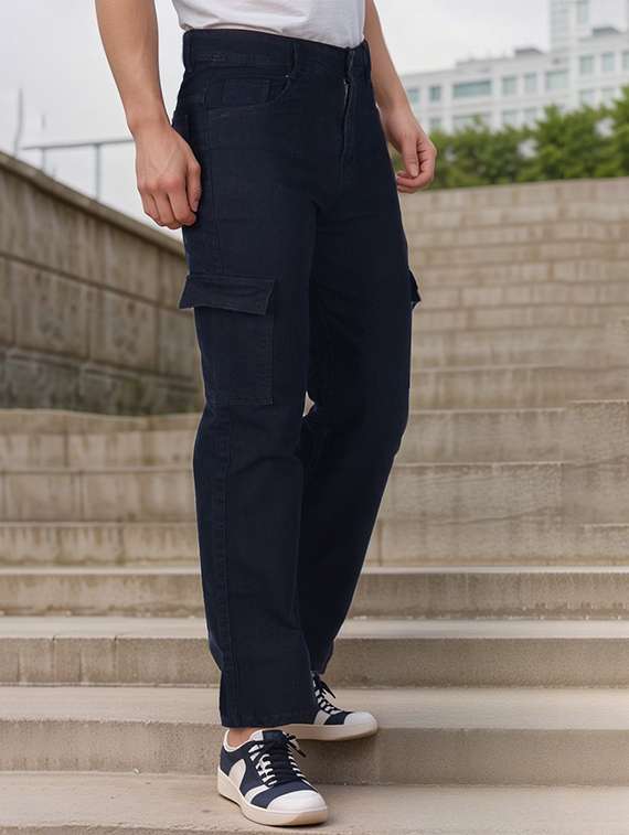 men solid mid rise cargo jeans