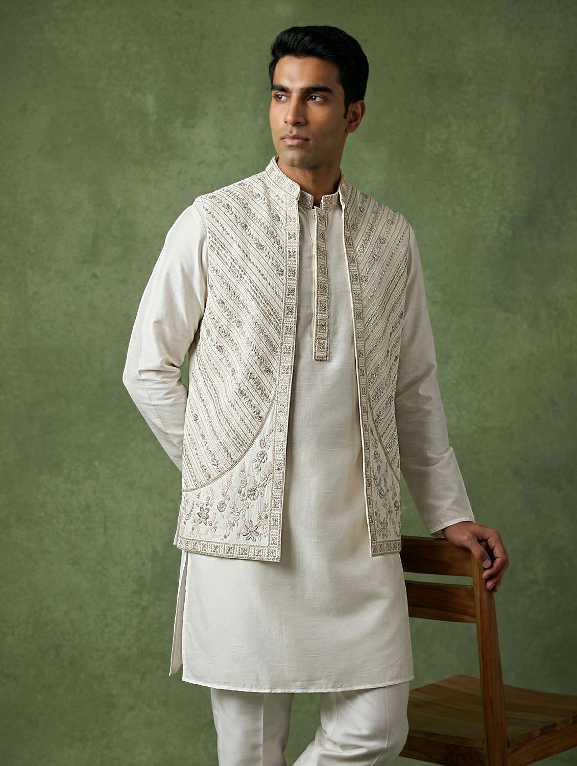 men embroidered long sleeves kurta pyjama set with jacket