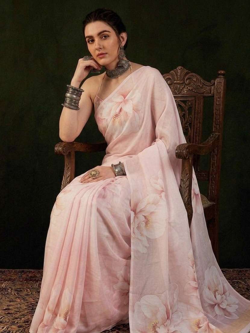 women printed casual wear saree with blouse - 22576718 -  Standard Image - 3