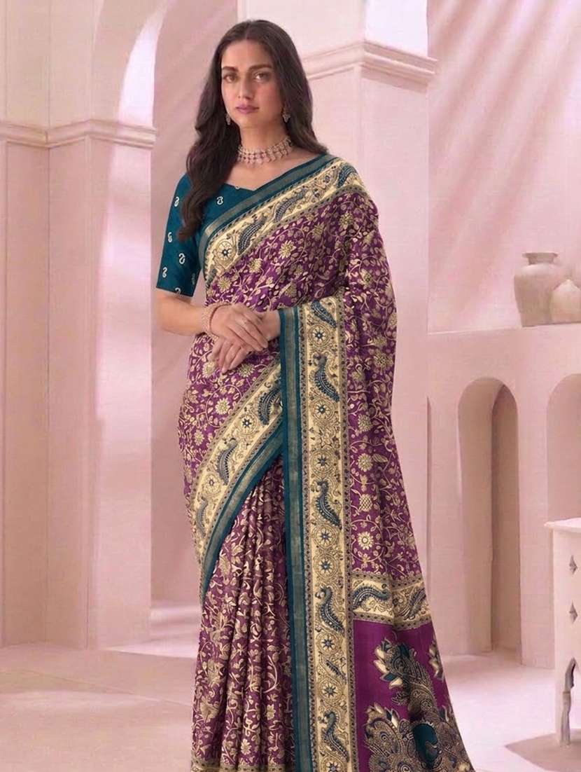 women printed casual wear saree with blouse