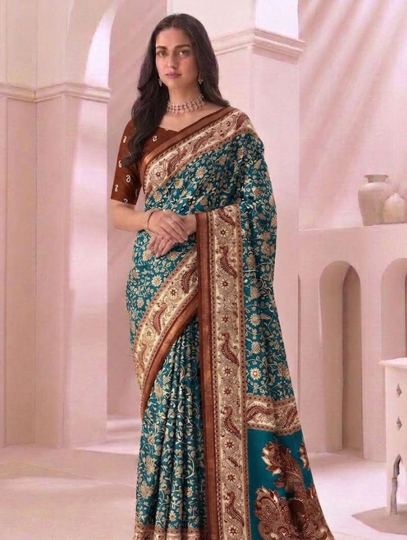 women printed casual wear saree with blouse