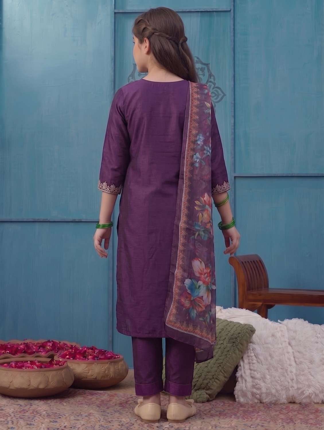 girls embroidered three quarter sleeves kurta pant set with dupatta - 22576951 -  Standard Image - 3
